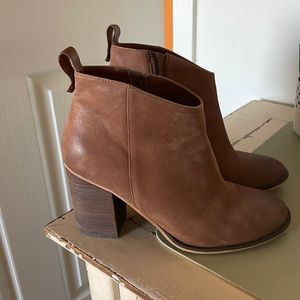 Cognac BP booties lightly warn!
